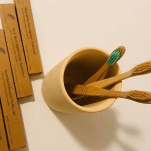 Natural bamboo BPA Free ecofriendly toothbrushes